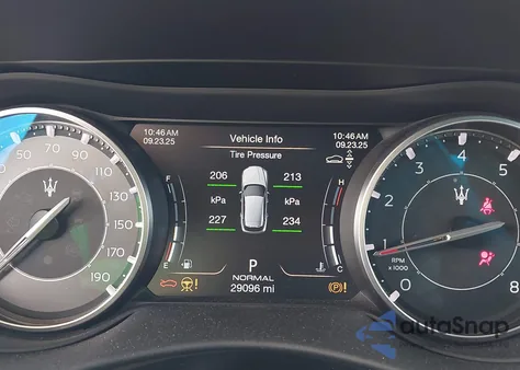 2023 Maserati Levante Modena z USA, uszkodzony, nr VIN ZN661YUM5PX413759